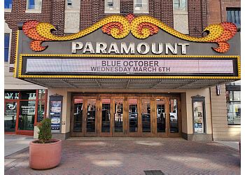 Paramount Theatre in Cedar Rapids - ThreeBestRated.com