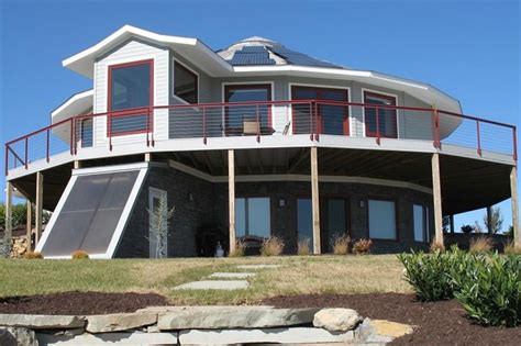 Hurricane-proof homes that save lives | loveproperty.com