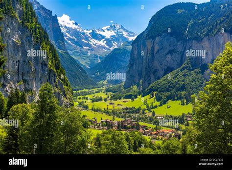 Lauterbrunnen valley, village of Lauterbrunnen, waterfalls and the ...