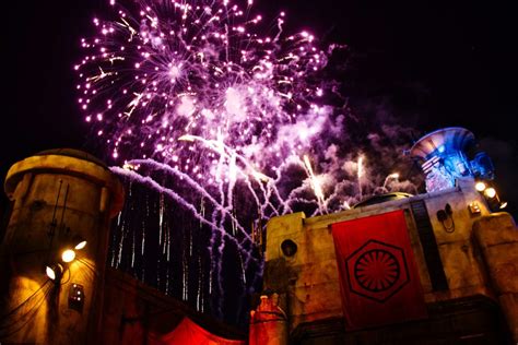 Disneyland Adding Star Wars Fireworks Experience for Viewing From Galaxy’s Edge - WDW News Today