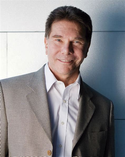 Book Robert Cialdini as a Keynote Speaker | Thinking Heads