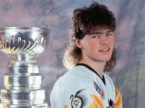 Jaromir Jagr bringing back the mullet: 'I have to' | theScore.com