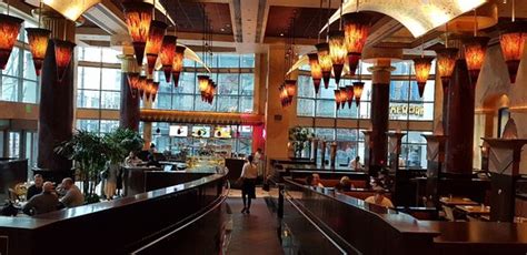 THE CHEESECAKE FACTORY, Seattle - Downtown - Updated 2022 Restaurant ...