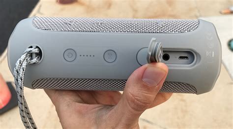 JBL Flip 4 Waterproof Bluetooth speaker review - The Gadgeteer