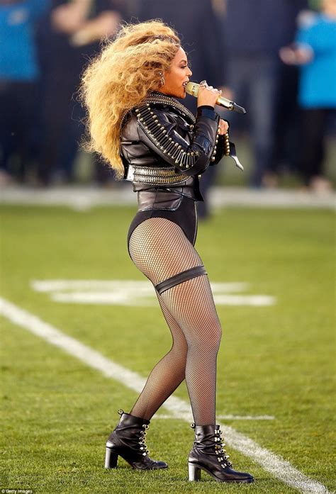 Beyonce brings Formation to Super Bowl 50 in performance with Coldplay ...