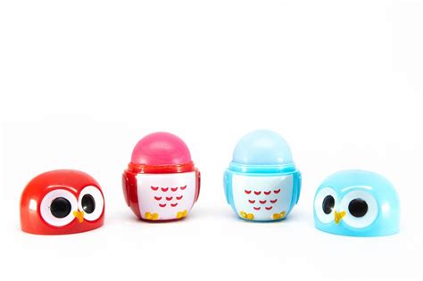 Lip balm in small owl shapes - Creative Commons Bilder