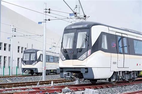 Suzhou Metro Line to Shanghai Begins Trial Operation