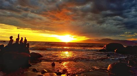 ITAP of sunset at wreck beach : r/vancouver