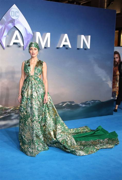 Amber Heard - "Aquaman" Premiere in London • CelebMafia