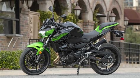 First Ride: 2019 Kawasaki Z400