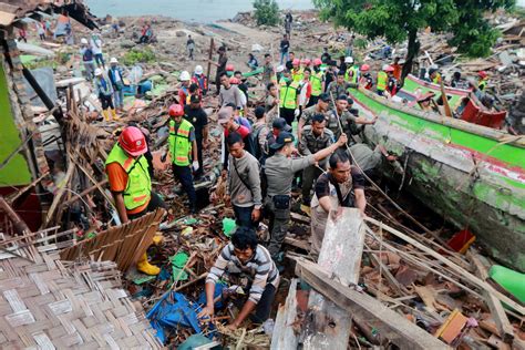 How to Help Tsunami Victims in Indonesia - The New York Times