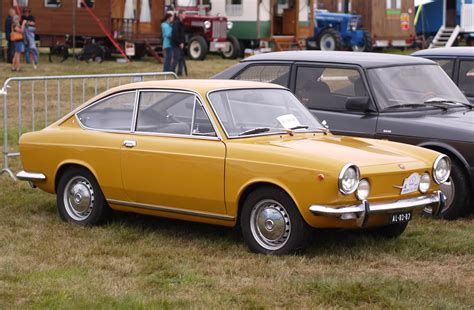 File:Fiat 850 Coupé, Schaffen Diest Fly-Drive 2013.JPG - Wikipedia