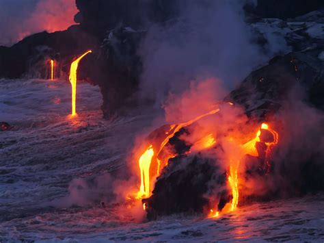 Kilauea Volcano: A Must-See Place in Hawaii - Makana Charters