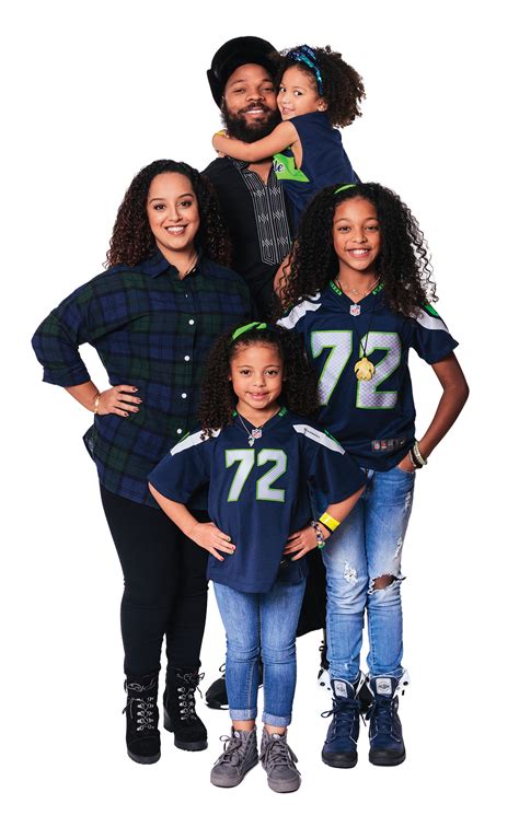 Seattle Seahawk Michael Bennett Talks Football, Family and a Foundation ...