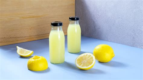 Does Bottled Lemon Juice Last Longer In The Pantry Or Fridge?