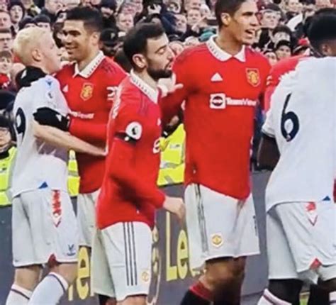 (Video) Casemiro spotted hugging Will Hughes before red card