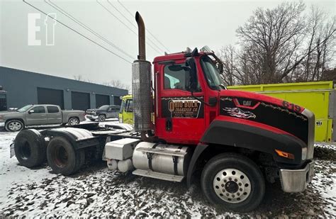 Day Cab Trucks Online Auctions - 5 Listings | EquipmentFacts.com - Page 1 of 1