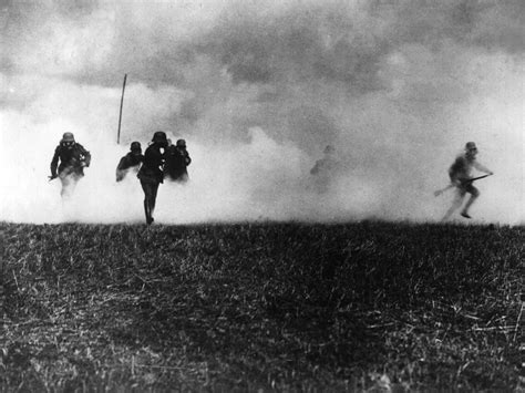 A History of the First World War in 100 Moments: An eye-witness account of the first gas attack ...