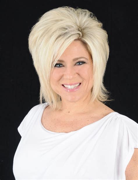 'Long Island Medium' Theresa Caputo reveals darker moments to come in ...