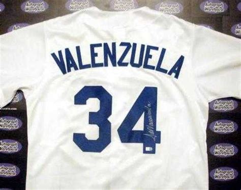 Fernando Valenzuela autographed Jersey (Los Angeles Dodgers)