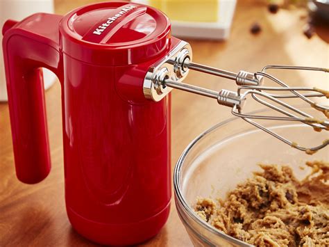 KitchenAid Cordless 7 Speed Hand Mixer helps to perfect your baked goods in the kitchen » Gadget ...