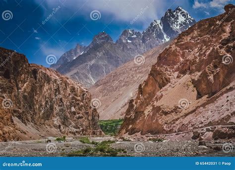 Northern Karakorum Mountains Panorama Stock Image - Image of hike, flow: 65442031