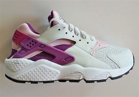 Nike Womens Air Huarache Woven - SneakerNews.com