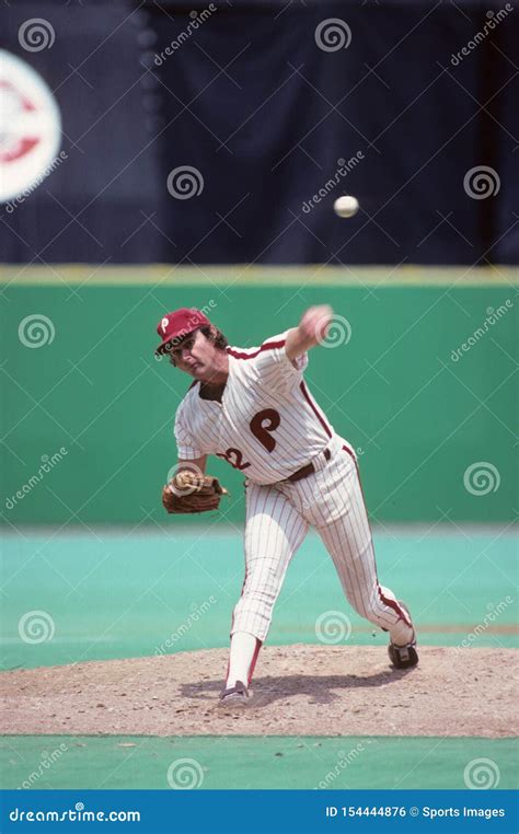 Steve Carlton Philadelphia Phillies Editorial Photo - Image of batter ...