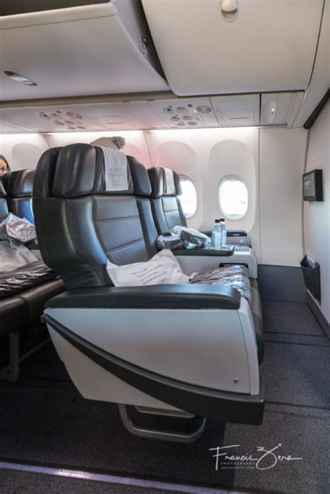 Flight Review: Icelandair’s 737 MAX 8 Saga Premium : AirlineReporter