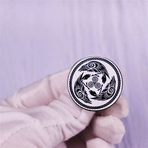 Raven Norse-Celtic Symbols Viking Brooches - Viking Style