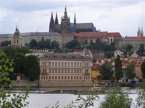 Prague castle address,area,cathedral,district,gardens,hill,history,map,orchestra,tour