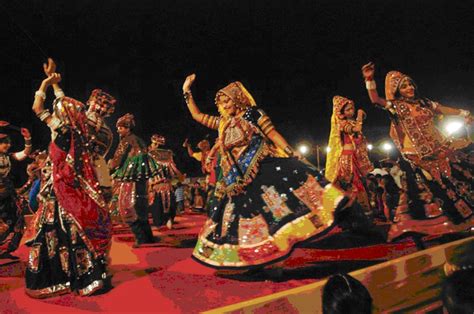 นวราตรีอินเดีย - Google Search | Navratri festival, Folk dance ...