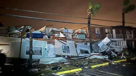 Suspected tornadoes in Florida Panhandle rip apart marina, destroy homes | Fox Weather