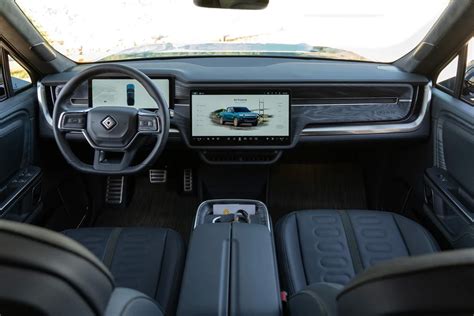 BLACK MOUNTAIN Rivian Interior Photos | Rivian Forum - R1T R1S R2 R3 News, Specs, Models, RIVN ...