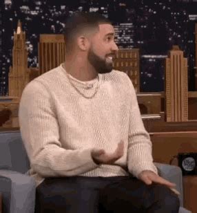 Drake Laugh GIF - Drake Laugh Funny - Discover & Share GIFs