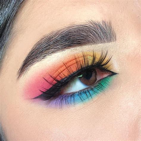 Colorful Rainbow Eye Makeup Tutorial