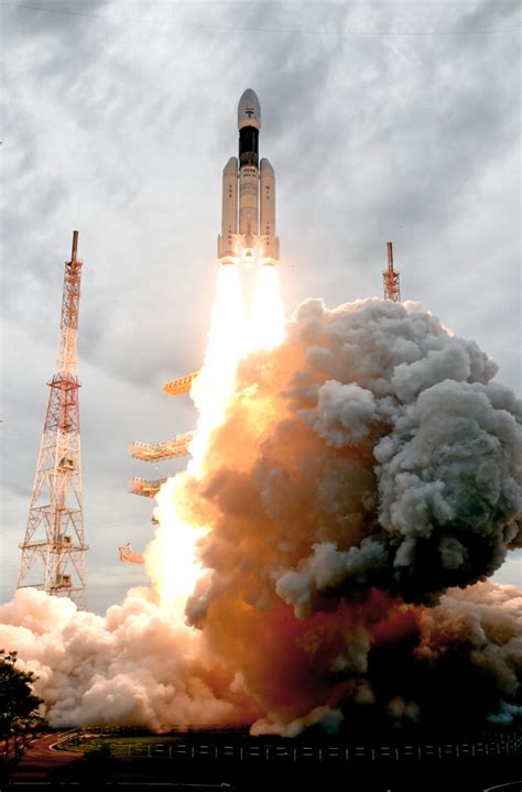 India sends Chandrayaan 2 probe toward the moon for historic landing