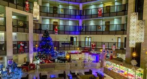 Radisson Blu Dhaka Presents Christmas Celebrations!