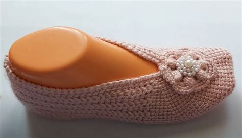 Crochet Slippers With Beautiful Flower - We Love Crochet