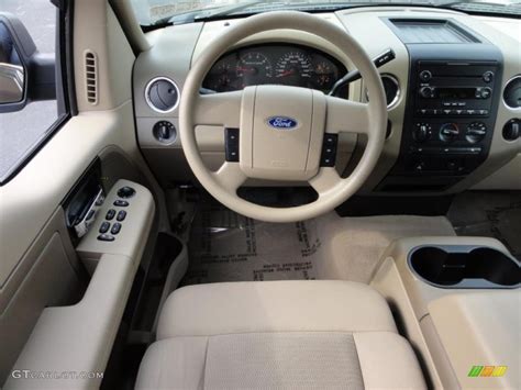 2005 Ford F150 XLT SuperCab 4x4 interior Photo #48204787 | GTCarLot.com