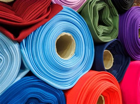 Top Fabrics for Beginner Sewists: Easy Choices for Success