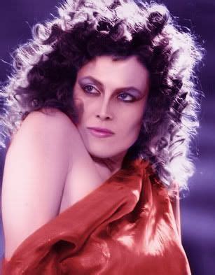 zuul makeup - Google Search | Sigourney weaver, Sigourney, Ghostbusters