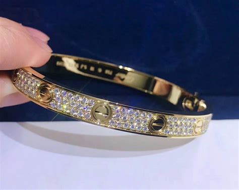 Marin Gluant Supplément full diamond cartier love bracelet choisir Le plus grand Ébullition