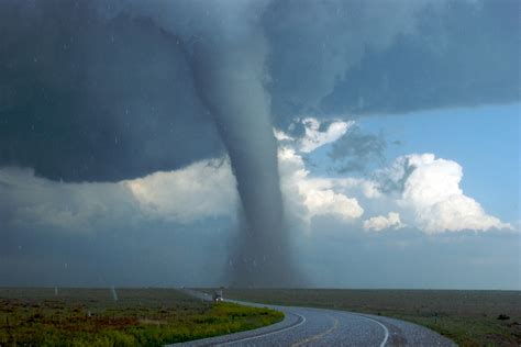 'Large and dangerous tornado' on ground near Trotwood, Ohio