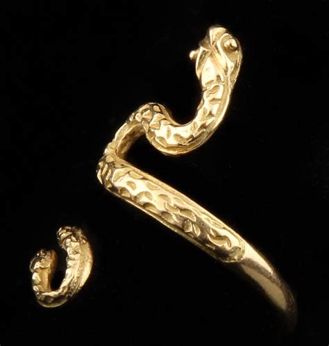 18K Yellow Gold Serpent Ring | EBTH