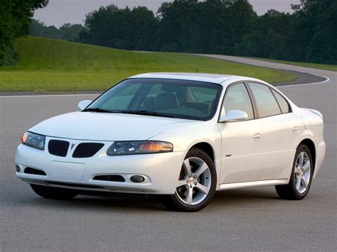 2005 Pontiac Bonneville GXP : Motor Desktop