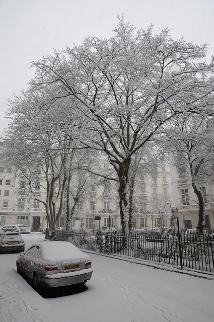 Snowfall in London by mattomatto, via Flickr | Snowfall in london ...