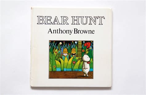 Paperback Book English Bear Hunt by Anthony Browne Sporting Goods Hunting