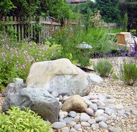 20 Landscaping Designs with Big Rocks You Must Copy