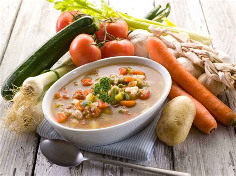 Canning Soup - 12 Recipes to Warm Your Belly This Winter - Ideal Me